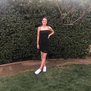 Meet your Posher, Dominique